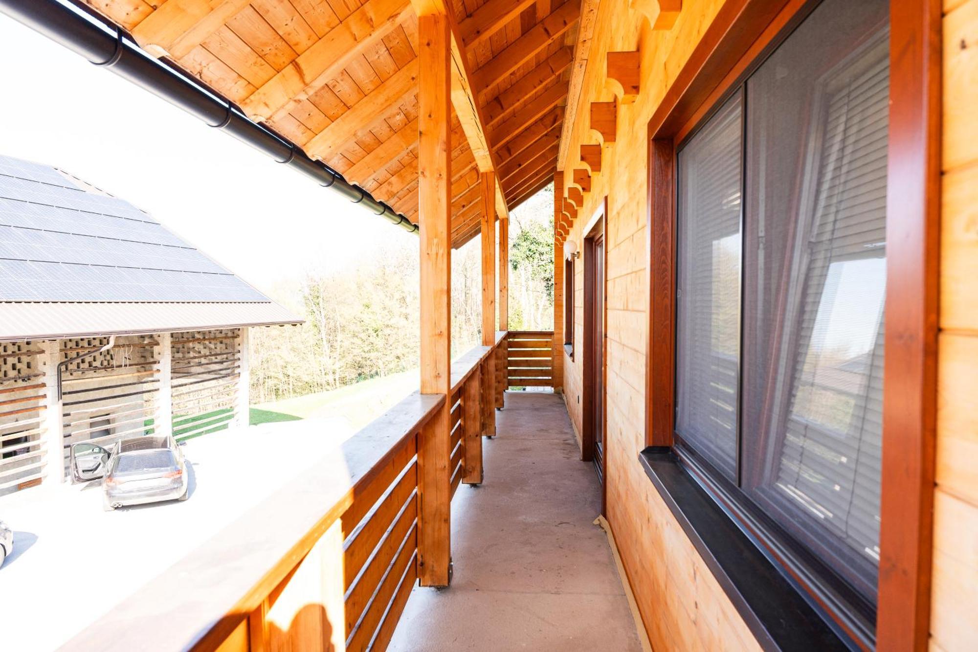 Bed and Breakfast Adventure Farm Store Екстер'єр фото