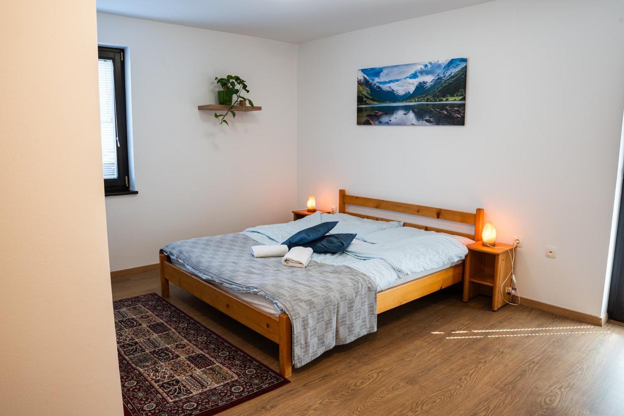 Bed and Breakfast Adventure Farm Store Екстер'єр фото