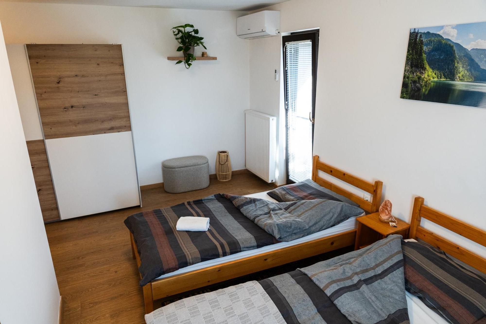 Bed and Breakfast Adventure Farm Store Екстер'єр фото